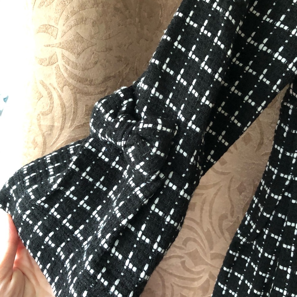 Black&white Bow Peacoat 🖤 - Picture 6 of 6